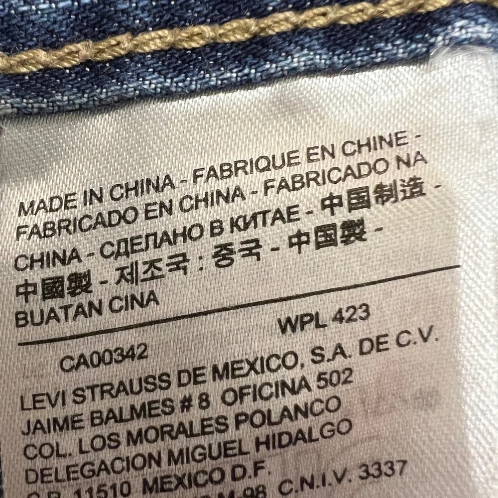 VTG 90's Levis 559 Blank Red Tab 